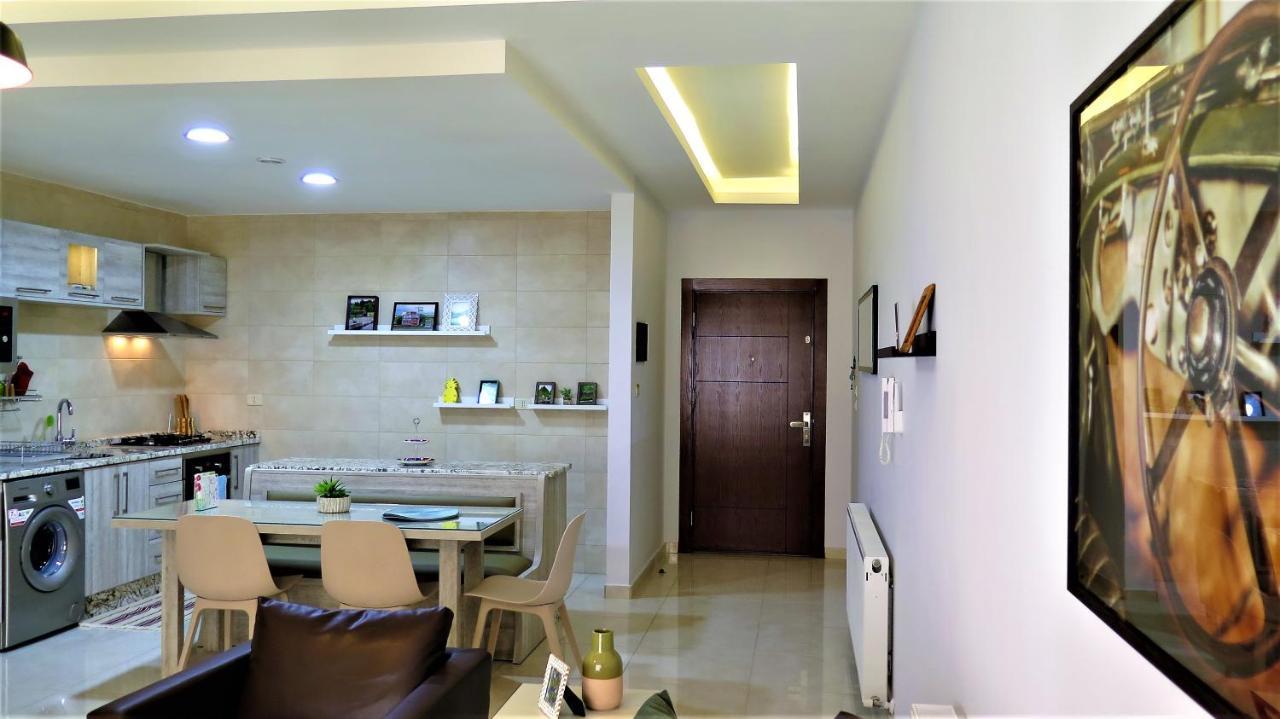 Double Key By Hr Apartment Amman Exterior photo